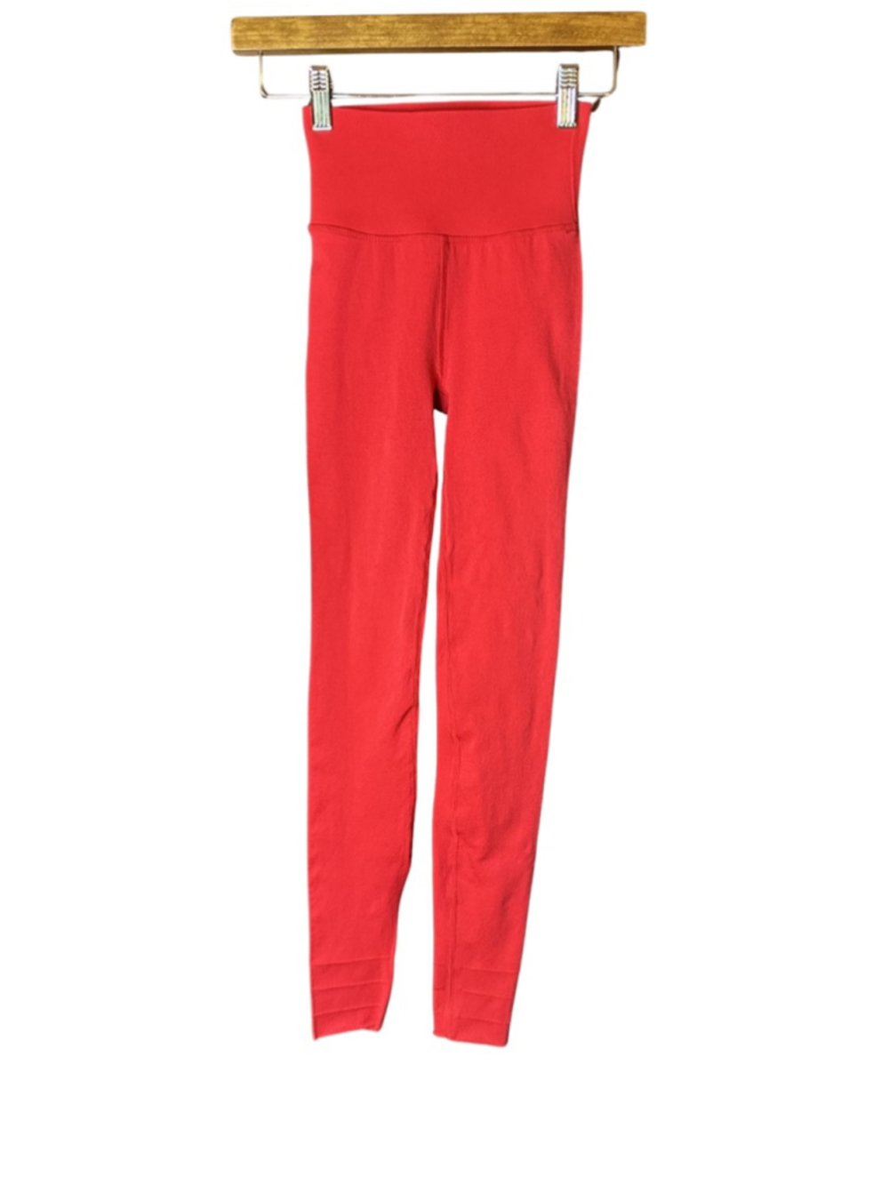 Fabletics Size XS NWT Red High Waisted Sculpknit Classic Legging Raw Hem Ankle
